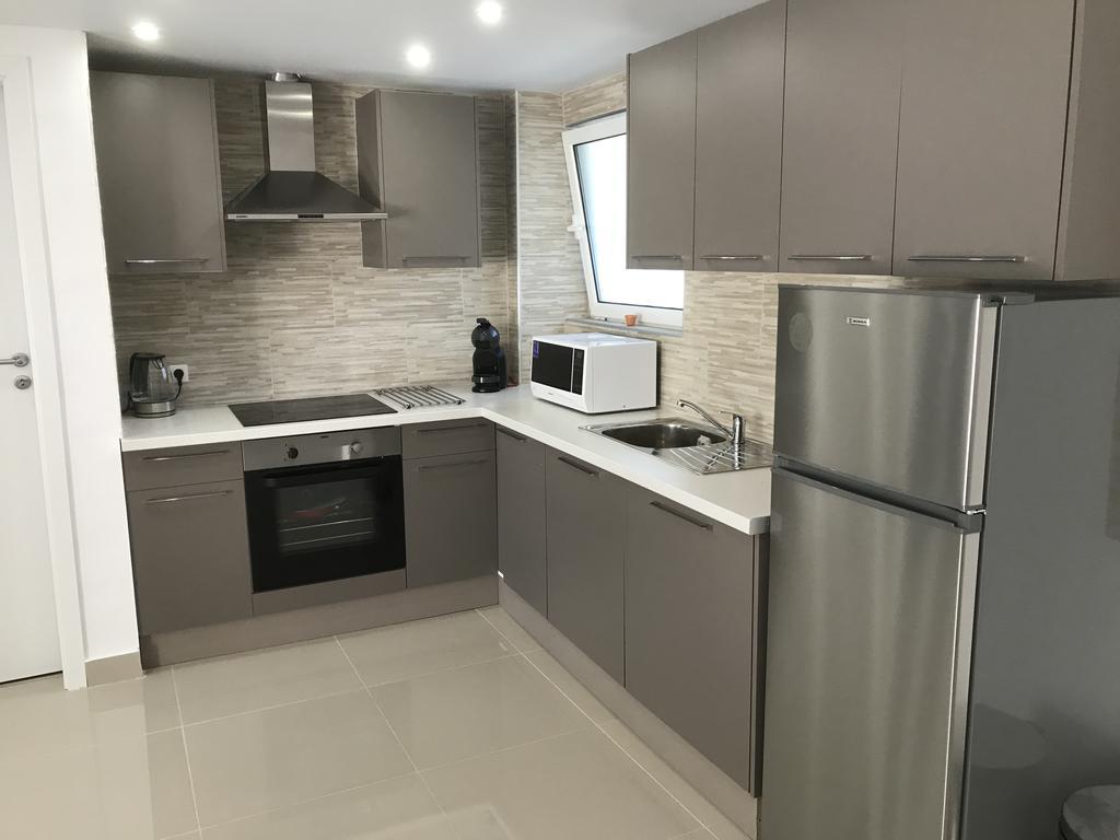Athena Apartment Artemida  Luaran gambar