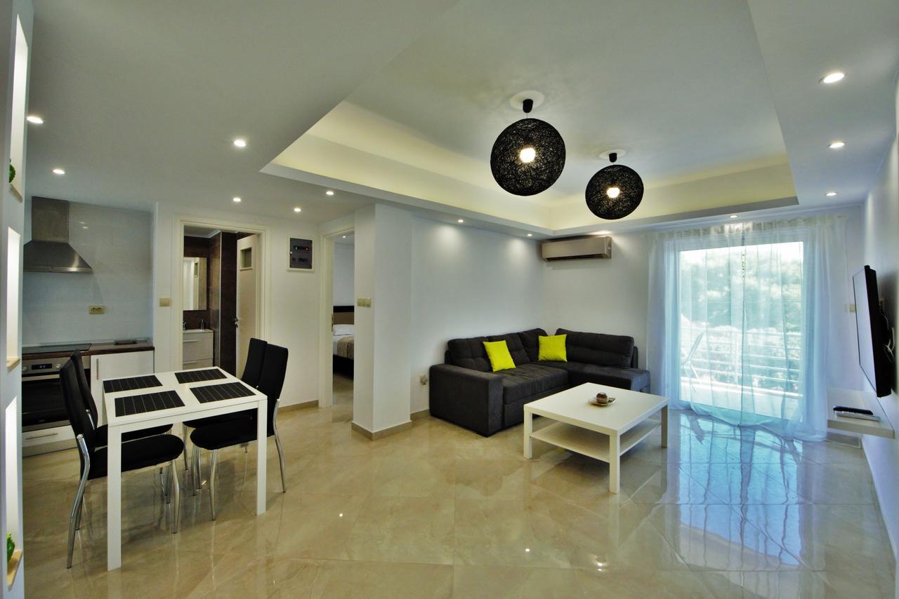 Athena Apartment Artemida  Luaran gambar